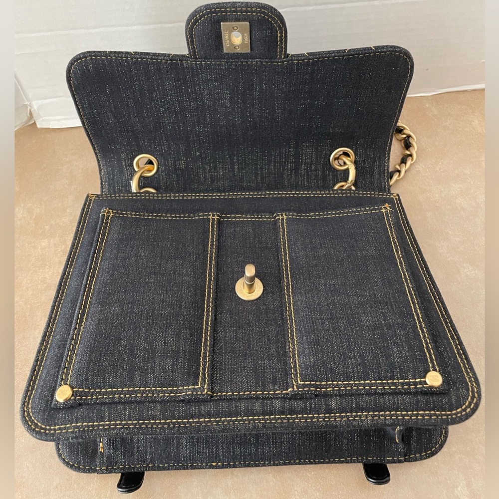 Chanel 2023 SS Denim Backpack - Brand New - Very Rare Find - Picture 14 of 14